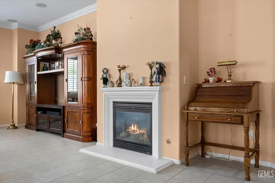 13802 BLOSSOM RIDGE DRIVE, Bakersfield, CA 93306 - Image #2