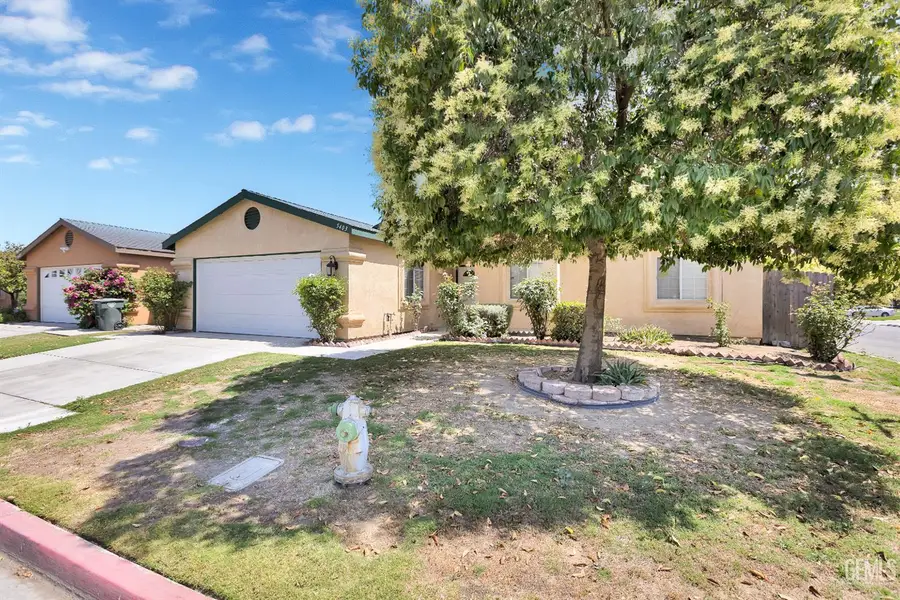 5403 CASCADE RIDGE STREET, Bakersfield, CA 93307 - Image #2