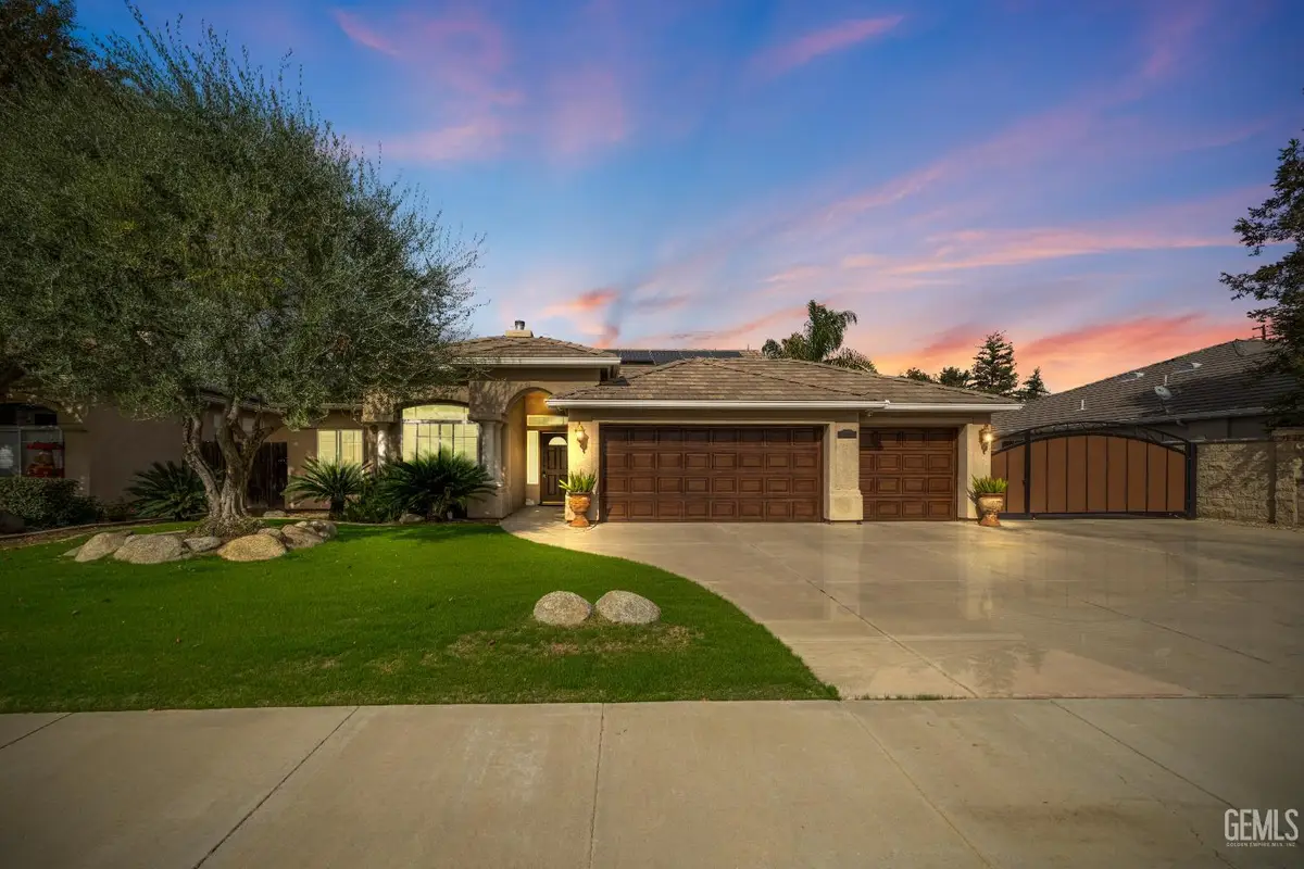 9110 QUAIL BROOK COURT, Bakersfield, CA 93312 - Image #1