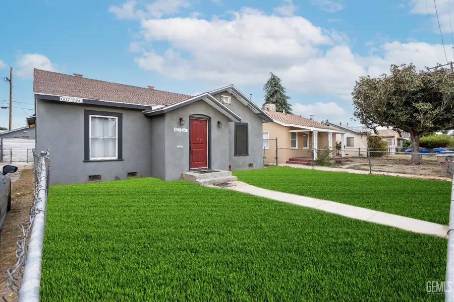 607 T STREET, Bakersfield, CA 93304 - Image #3