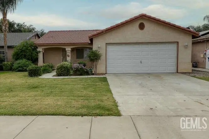 327 FERN MEADOW DRIVE, Bakersfield, CA 93308 - Image #2