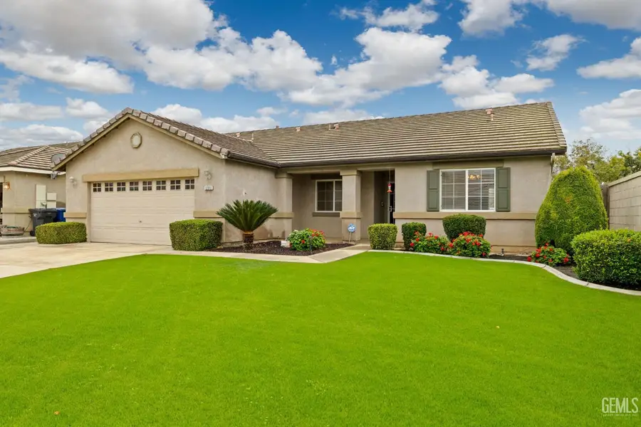 12313 QUIET PASTURE DRIVE, Bakersfield, CA 93312 - Image #3