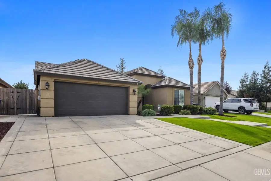 13623 FOYERS FALLS DRIVE, Bakersfield, CA 93314 - Image #2