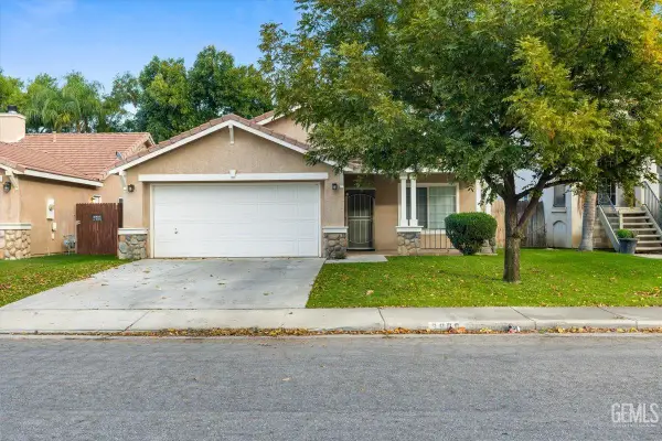3800 AMUR MAPLE DRIVE, Bakersfield, CA 93311