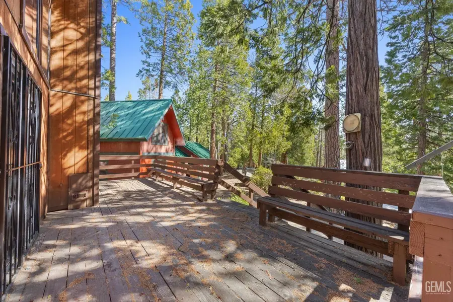 10511 HOLLY DRIVE, Wofford Heights, CA 93285 - Image #3