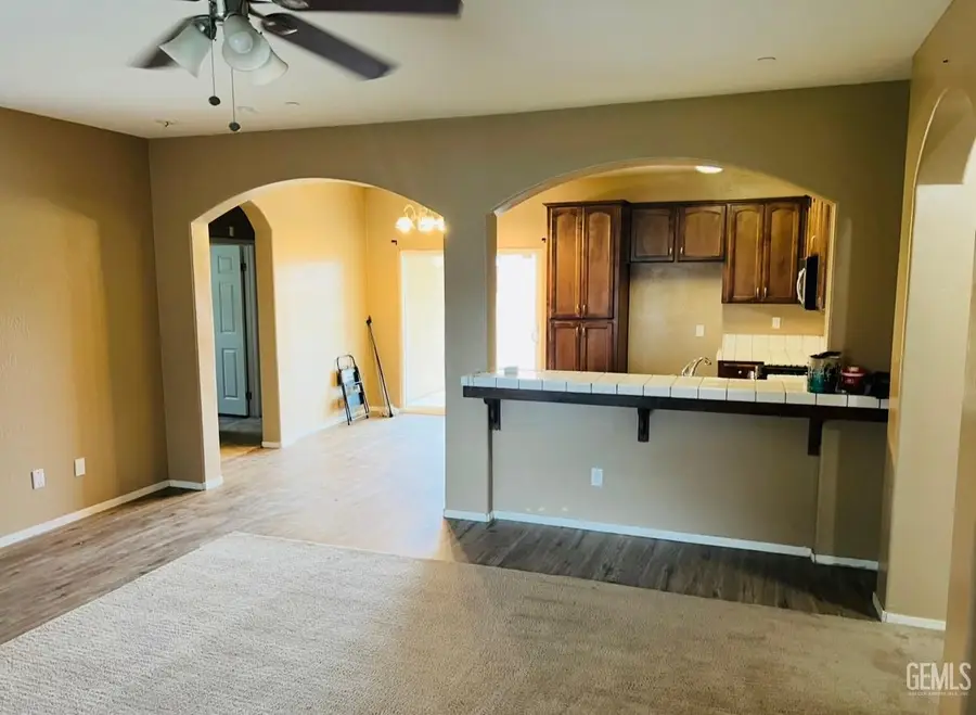 645 VOORHIES LANE, Bakersfield, CA 93306 - Image #3