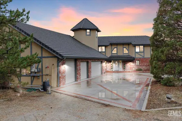 24050 JACARANDA DRIVE, Tehachapi, CA 93561