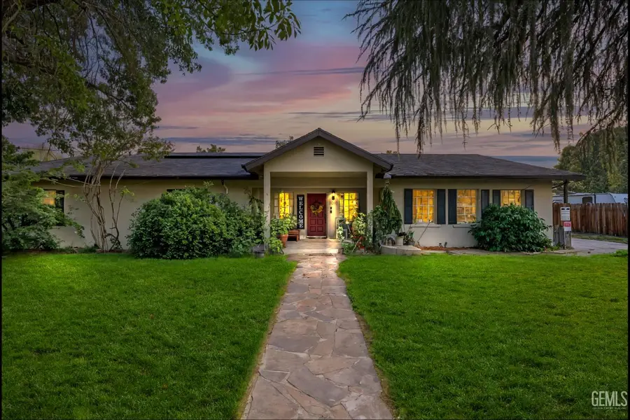 3010 ELMWOOD AVENUE, Bakersfield, CA 93305 - Image #3