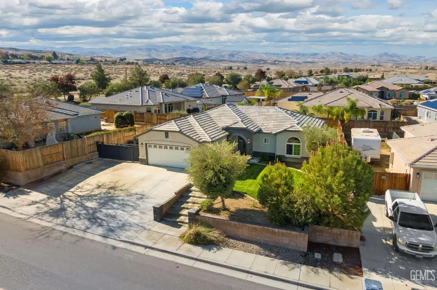 401 HILLARD STREET, Taft, CA 93268 - Image #3