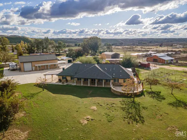 102 ANNA LANE, Bakersfield, CA 93308