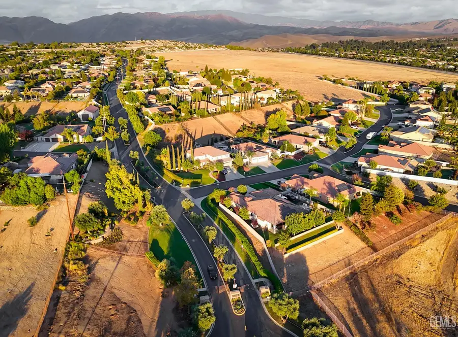 13206 MILAN DRIVE, Bakersfield, CA 93306 - #2