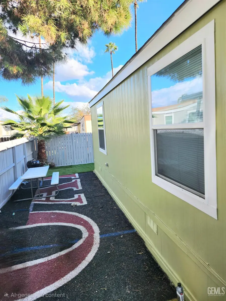 257 MARY KAY LANE, Bakersfield, CA 93308 - Image #3