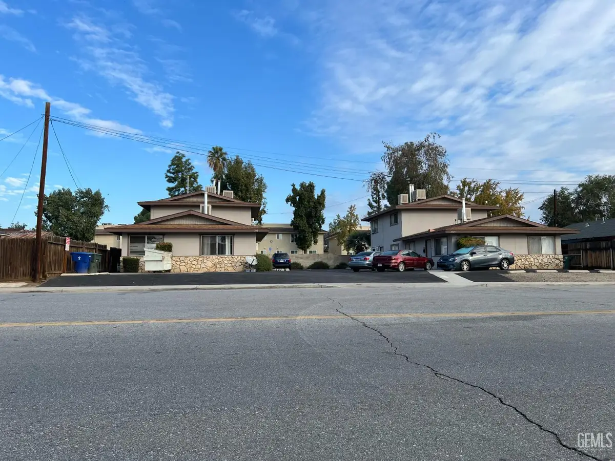 3504 PALM STREET, Bakersfield, CA 93309 - Image #1