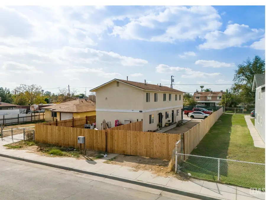 722 S WILLIAMS STREET, Bakersfield, CA 93307 - Image #2