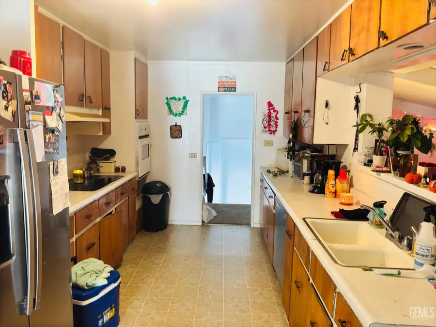 414 PHILIPPINE STREET, Taft, CA 93268 - Image #2