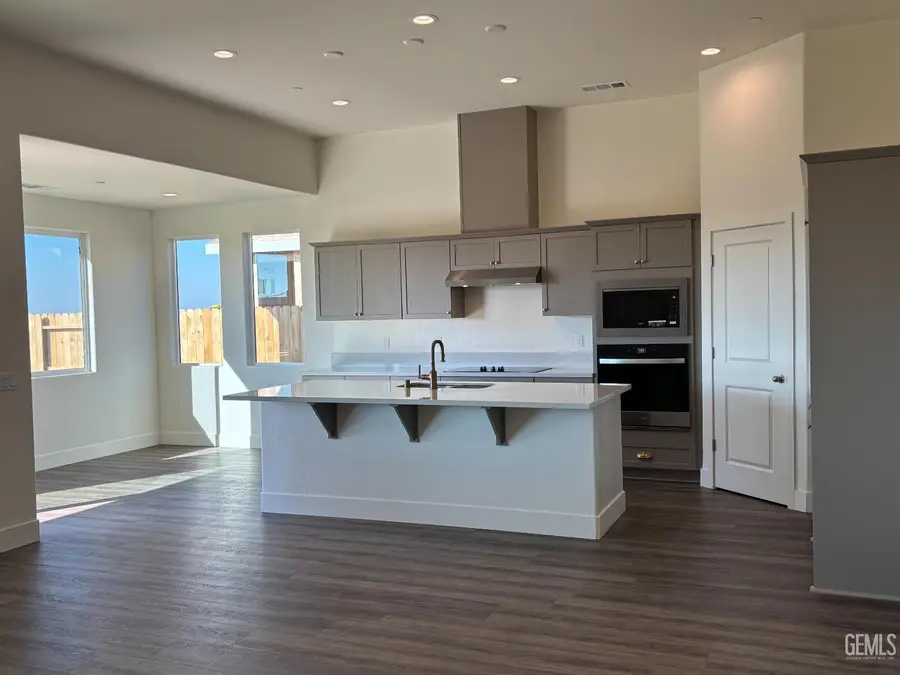 6701 CEDAR POST DRIVE, Bakersfield, CA 93314 - #2