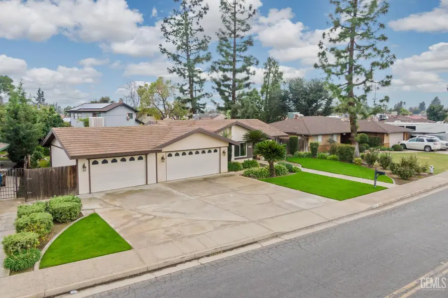 4713 SUMMERTREE LANE, Bakersfield, CA 93309 - Image #2