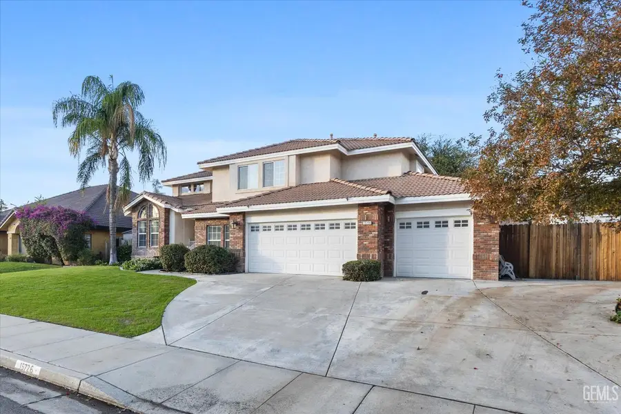 15726 SAMMIE AVENUE, Bakersfield, CA 93314 - Image #2
