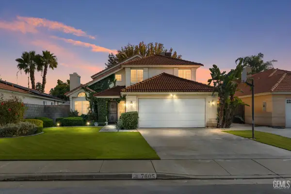 7605 CARSON HILL COURT, Bakersfield, CA 93313