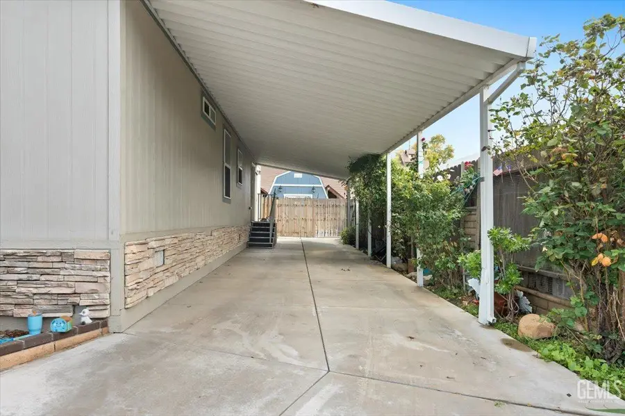 3000 S CHESTER AVENUE #14, Bakersfield, CA 93304 - Image #2