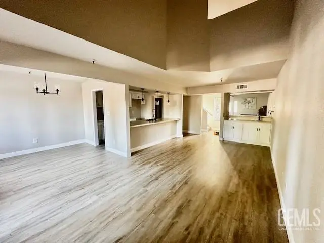 700 NEW STINE ROAD #14, Bakersfield, CA 93309 - Image #3