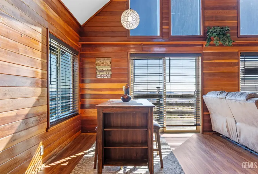 25781 JACARANDA DRIVE, Tehachapi, CA 93561 - Image #3