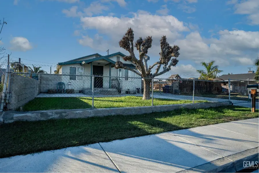 3573 LOTUS LANE, Bakersfield, CA 93307 - Image #2