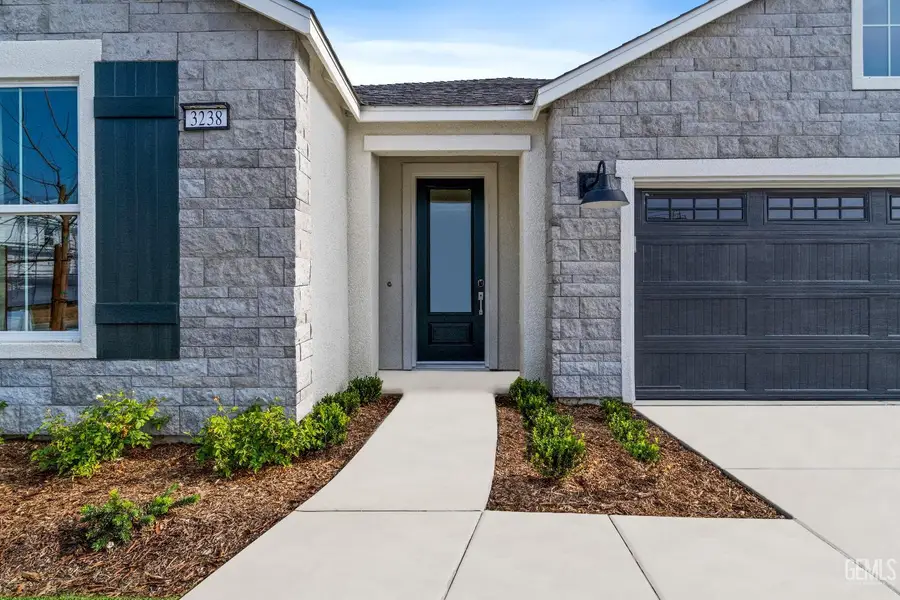 3238 LAUREL HILL LANE, Shafter, CA 93263 - Image #3