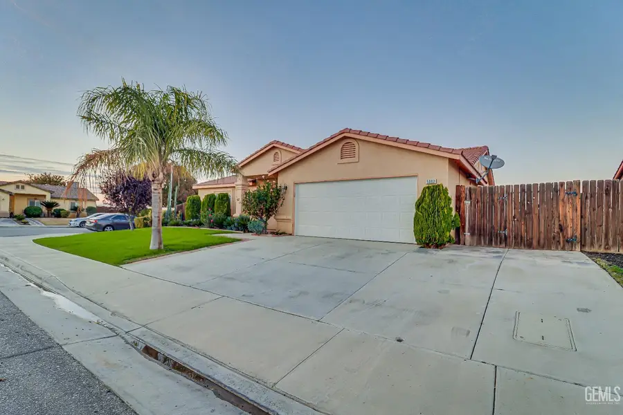 5002 MAR GRANDE DRIVE, Bakersfield, CA 93307 - Image #3
