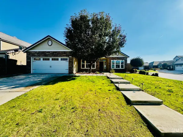 5702 MORNING BREEZE STREET, Bakersfield, CA 93314