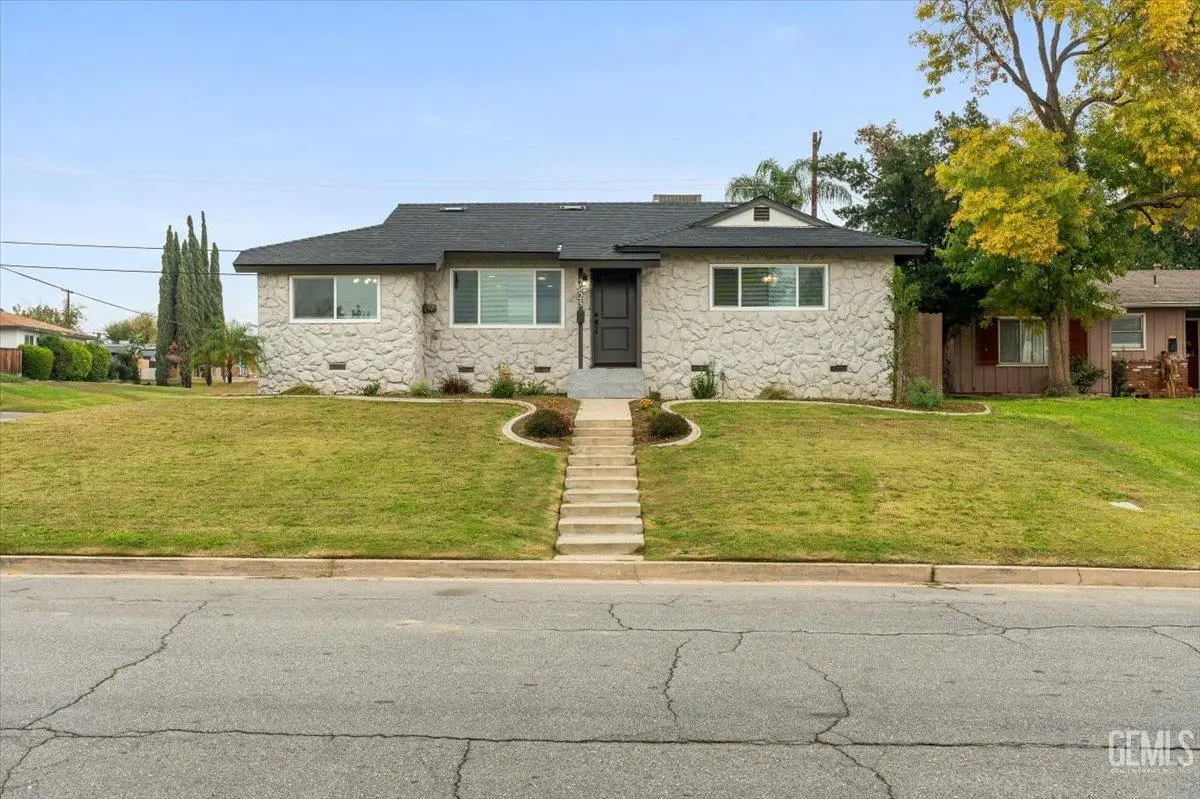 2825 ARNOLD STREET, Bakersfield, CA 93305 - Image #1