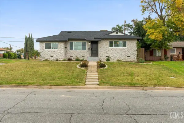 2825 ARNOLD STREET, Bakersfield, CA 93305