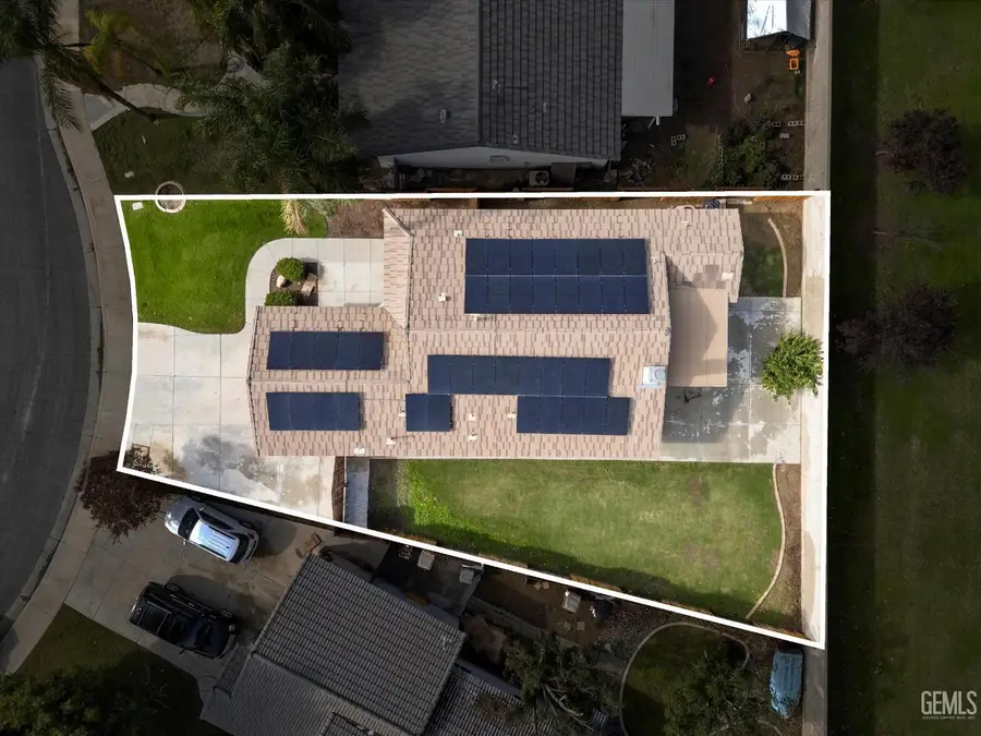 5804 POTENZA LANE, Bakersfield, CA 93308 - Image #2