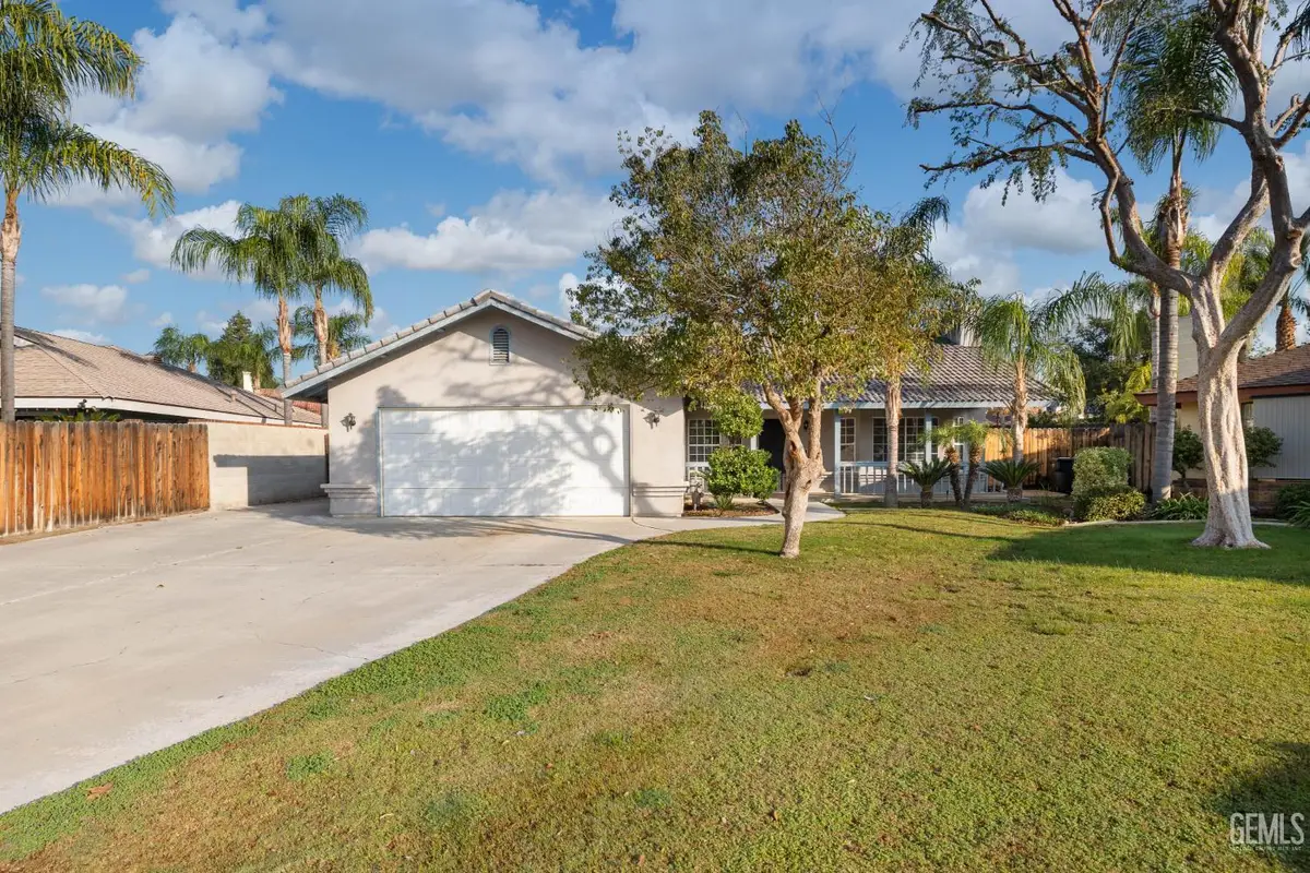 2612 LOGANBERRY COURT, Bakersfield, CA 93308 - Image #1