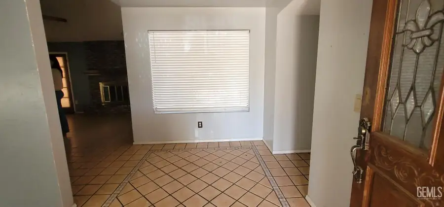 5312 DEVILLE COURT, Bakersfield, CA 93308 - Image #2