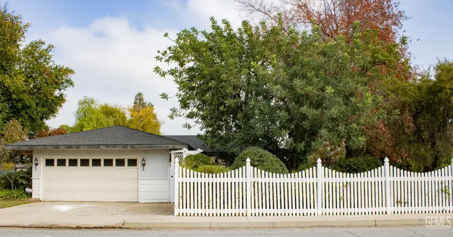 2432 BEECH STREET, Bakersfield, CA 93301 - Image #2