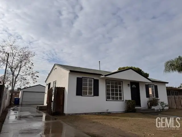 101 GRIFFITHS STREET, Bakersfield, CA 93309 - Image #2