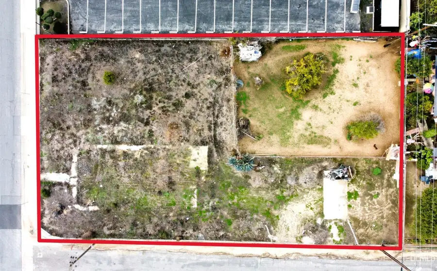 1836 NILES STREET, Bakersfield, CA 93305 - Image #2