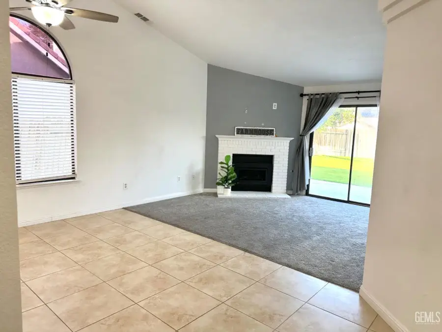 7008 VANILLA COURT, Bakersfield, CA 93313 - Image #3