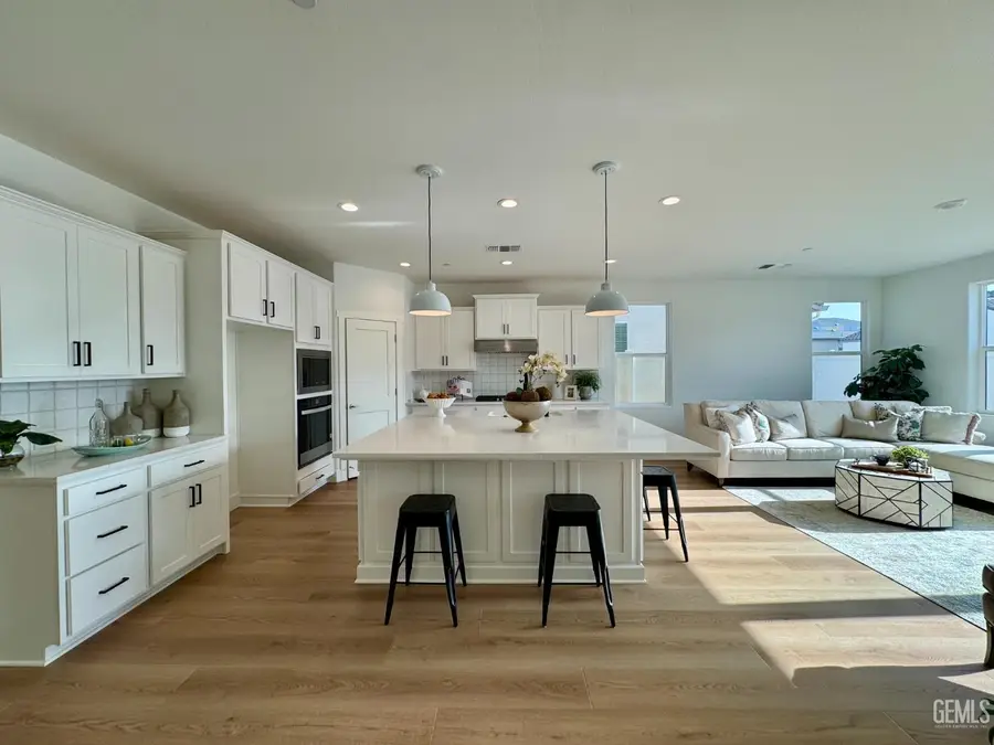 14637 LITTONHAM WAY, Bakersfield, CA 93311 - Image #2