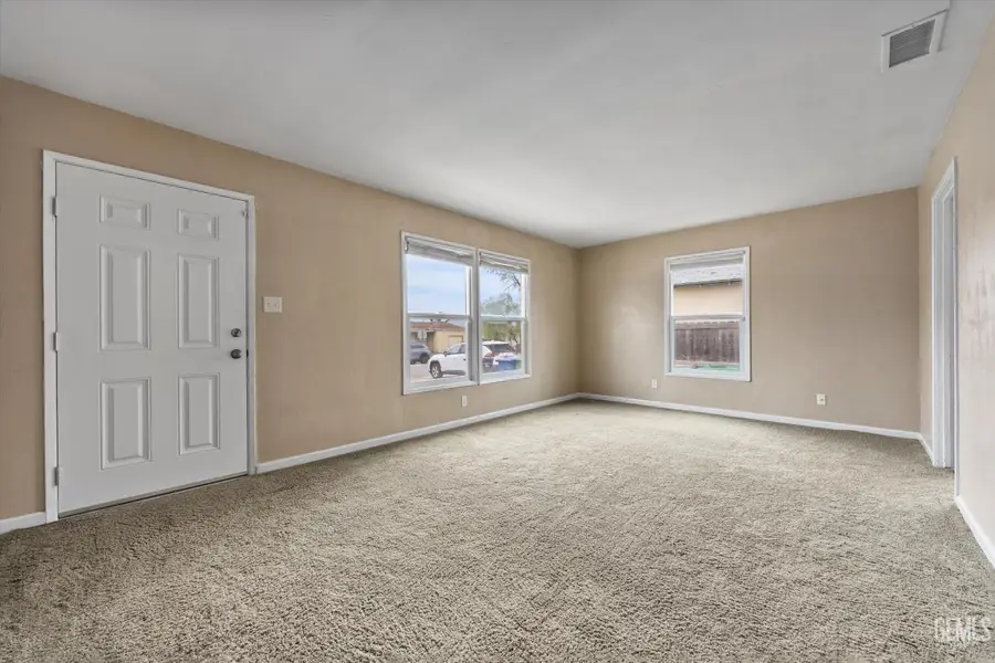 2009 MARGO LANE, Bakersfield, CA 93308 - Image #3