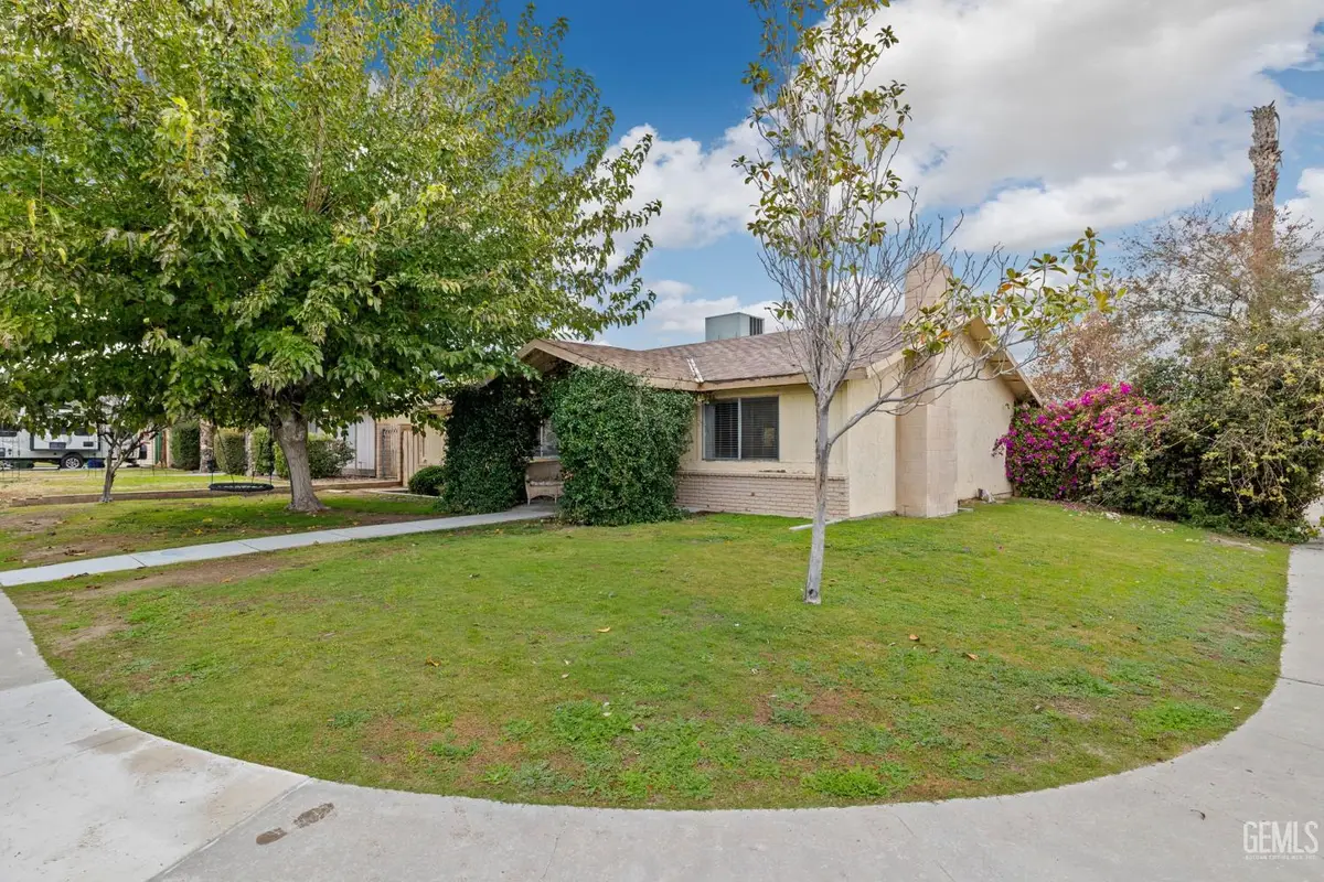 600 SUNSET LANE, Taft, CA 93268 - Image #1