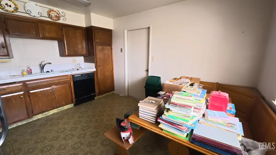 5409 APPLETREE LANE, Bakersfield, CA 93309 - Image #3