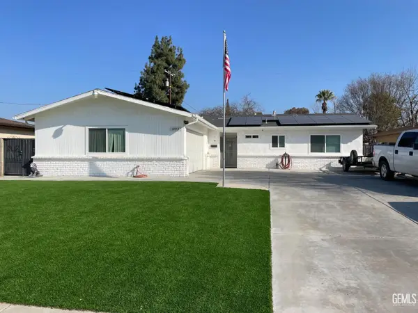 2512 BLACKSTONE COURT, Bakersfield, CA 93304