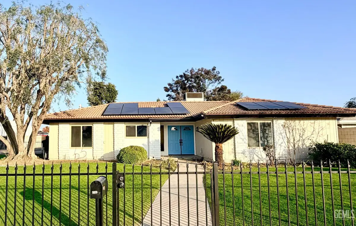 5820 PATTON WAY, Bakersfield, CA 93308 - Image #1