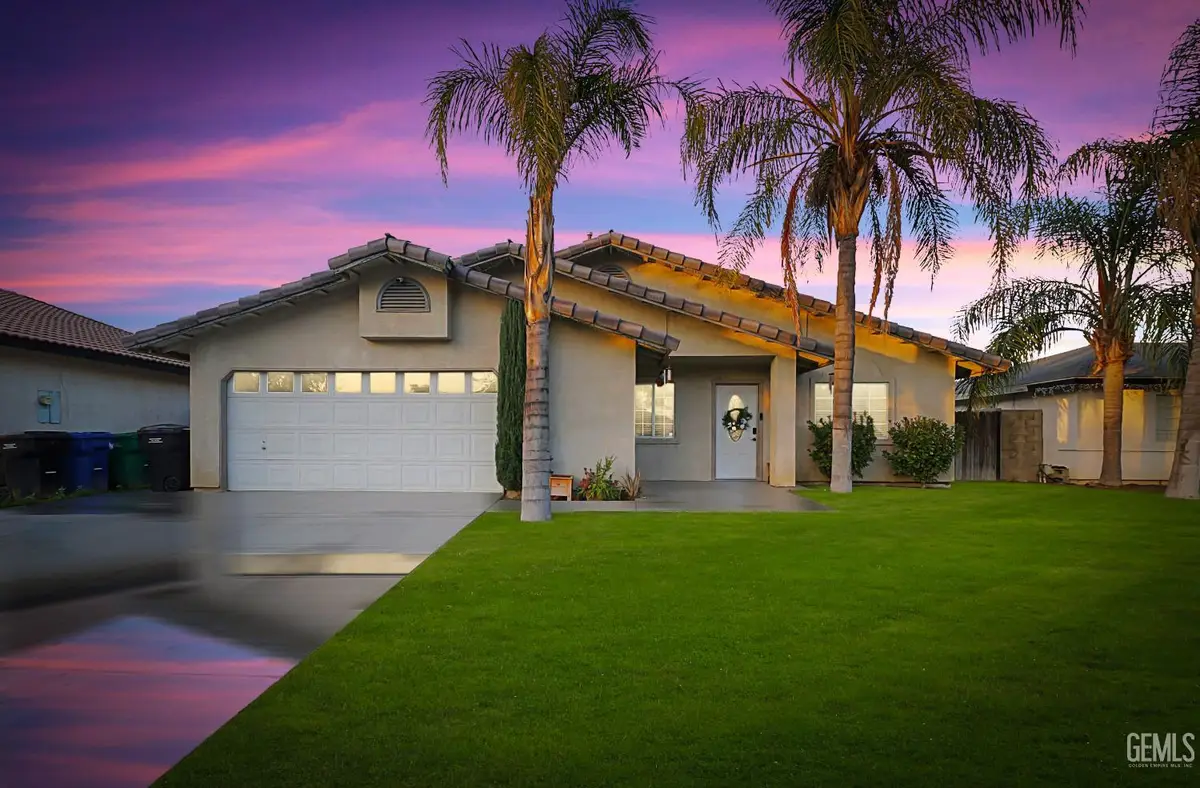 262 FLORES WAY, Shafter, CA 93263 - Image #1