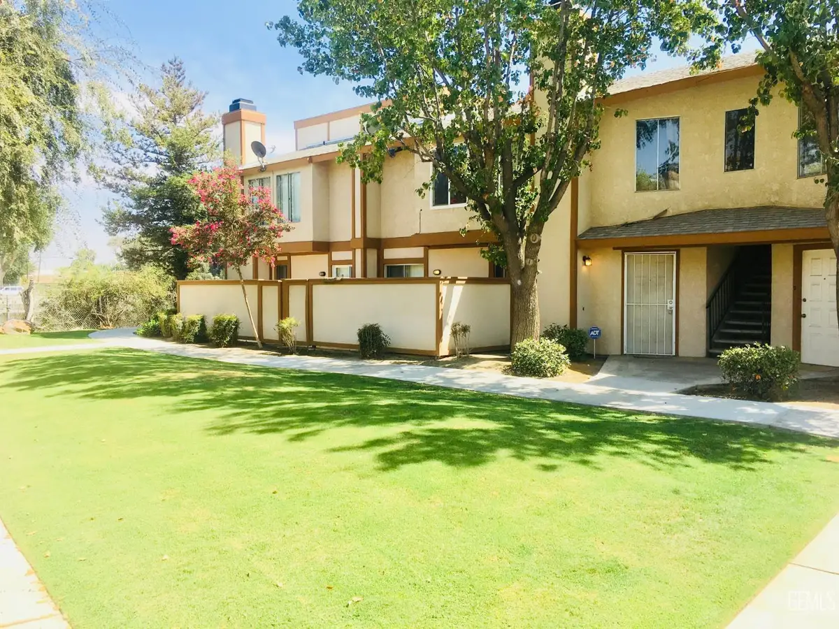 2600 CHANDLER COURT #21, Bakersfield, CA 93313 - Image #1