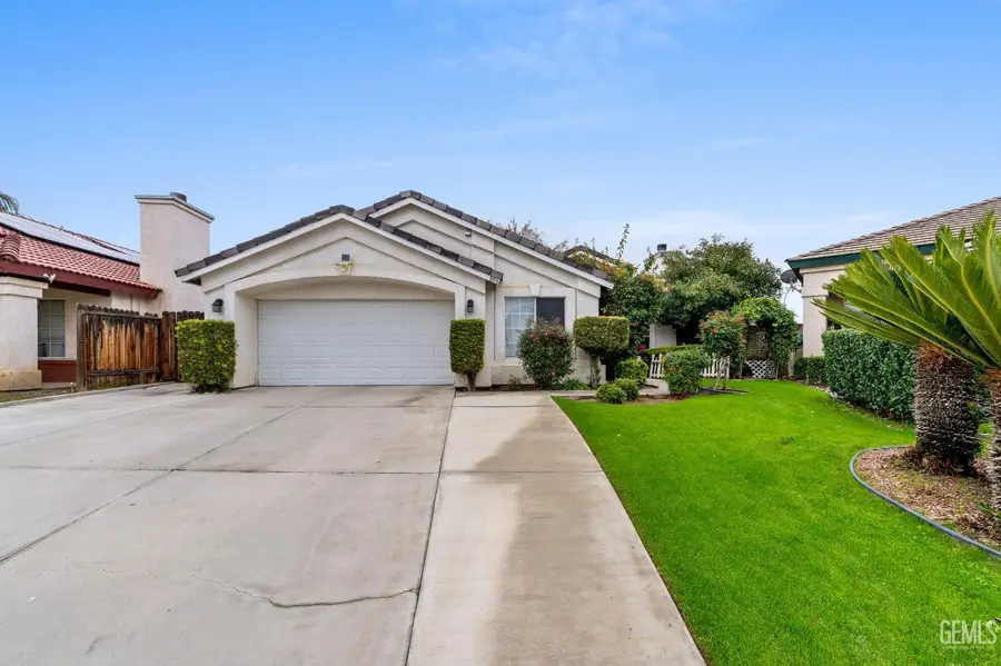 808 CRYSTAL DOWNS COURT, Bakersfield, CA 93312 - Image #2