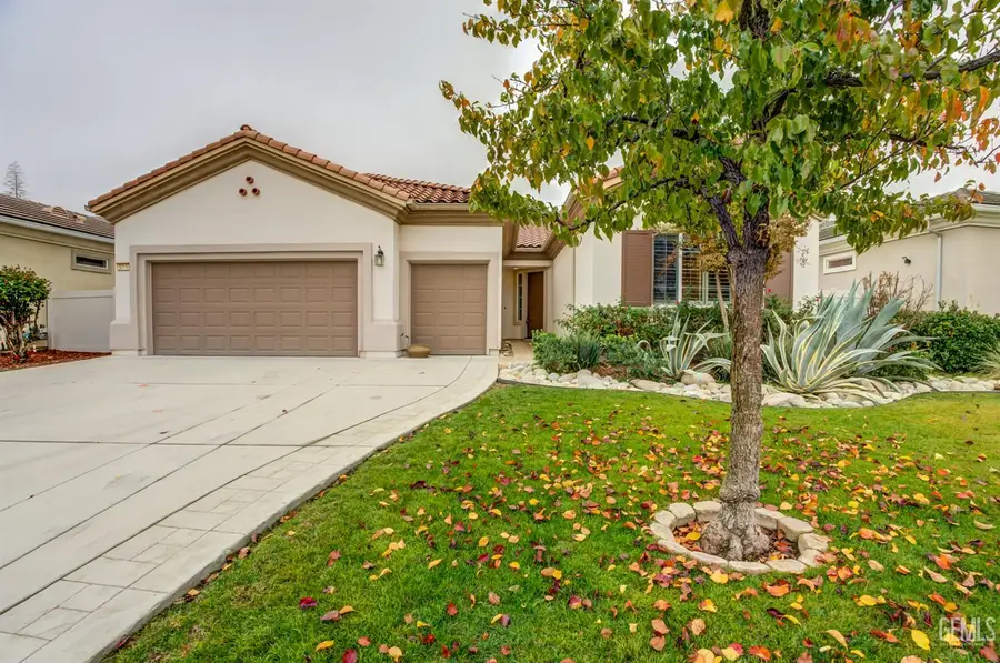 5715 PARK PLACE DRIVE, Bakersfield, CA 93306 - Image #3