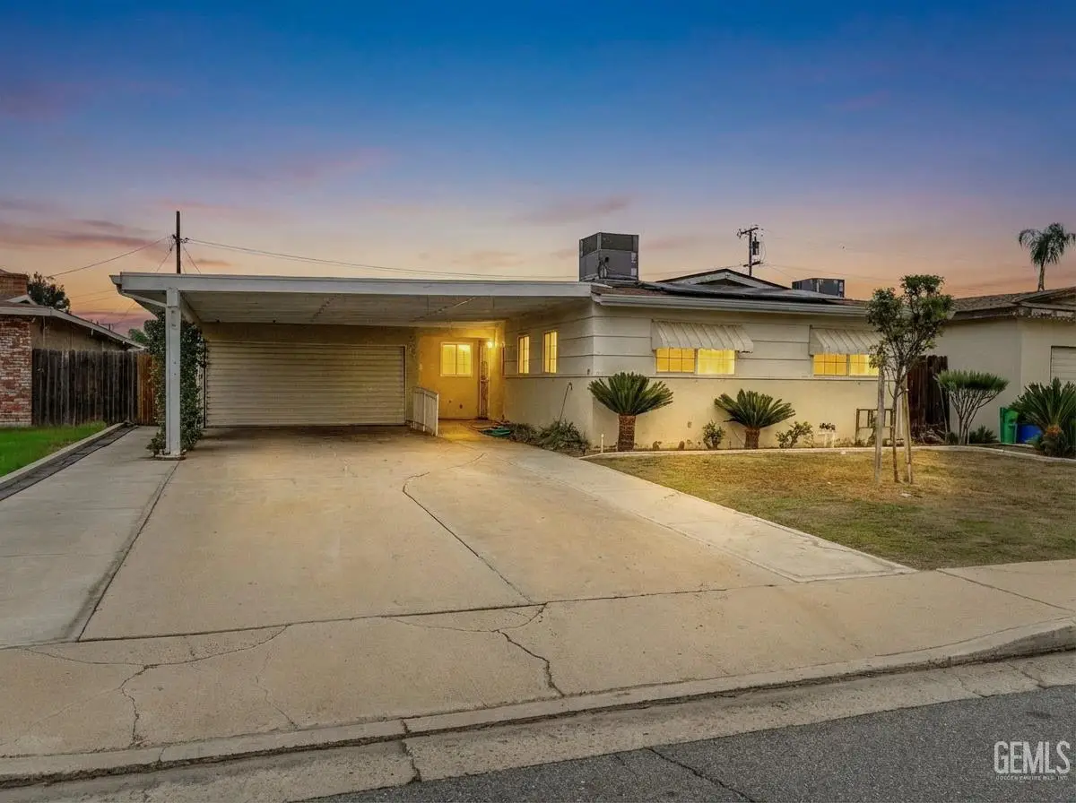 450 ATLANTIC AVENUE, Shafter, CA 93263 - Image #1